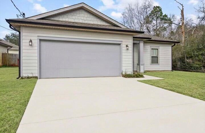 Property Photo:  2145 Janet Street  FL 32566 