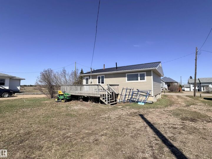 Property Photo: 5010 48 Avenue AB T0A 1H0