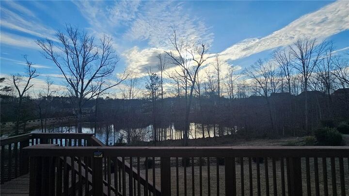 Property Photo:  905 Stonekirk Court  GA 30004 