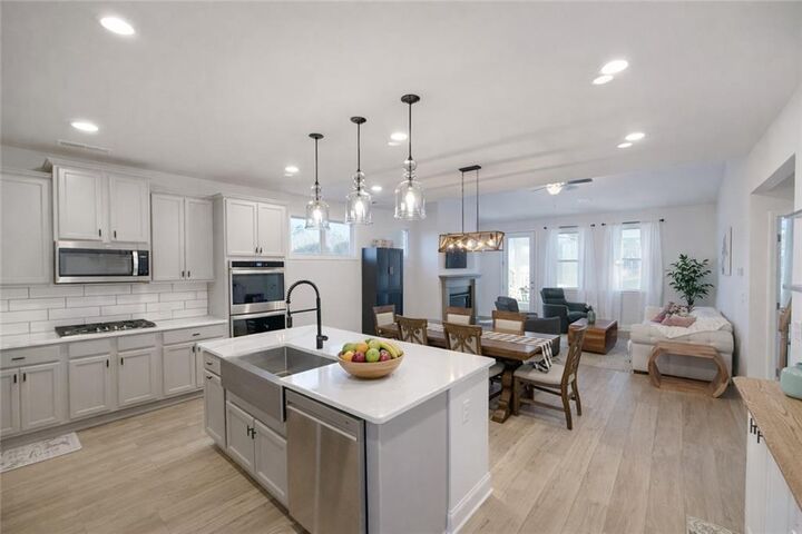 Property Photo: 101 Rolling Hills Place GA 30114