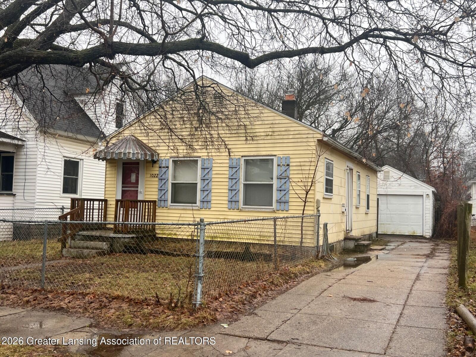 Property Photo:  1022 Persons Court  MI 48906 