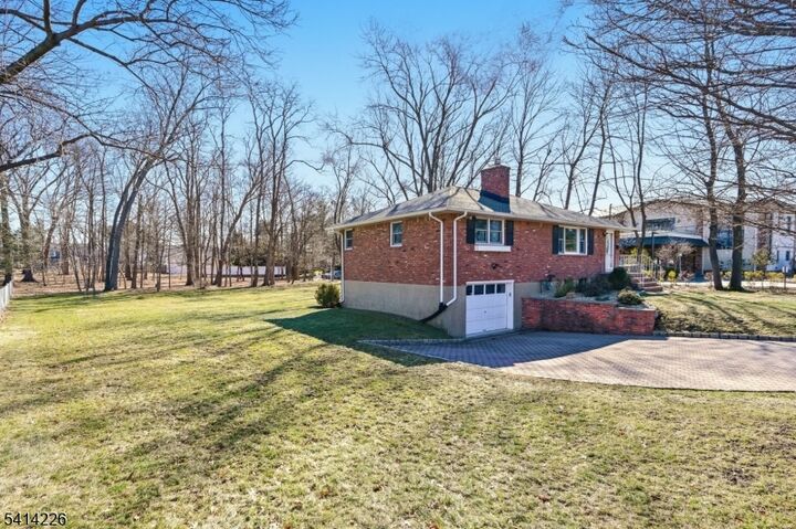 Property Photo:  67 Newark Pompton Tpke  NJ 07457 