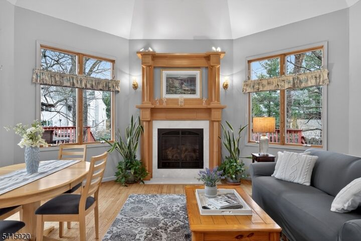 Property Photo:  17 Richmond Ave  NJ 07016 