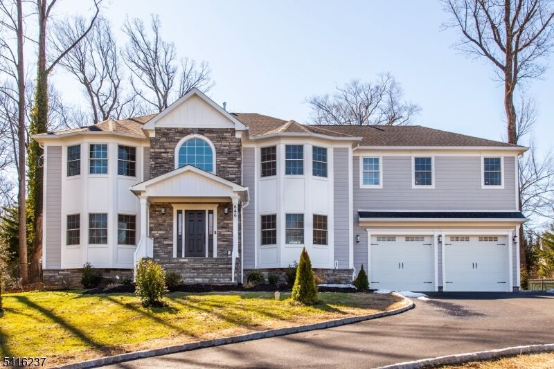 Property Photo:  646 Mountain Ave  NJ 07922 