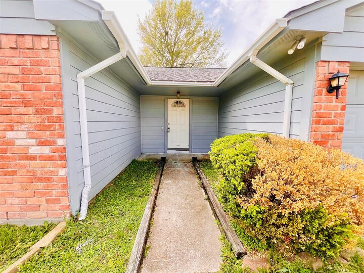 Property Photo:  20021 Cottonglade Lane  TX 77338 