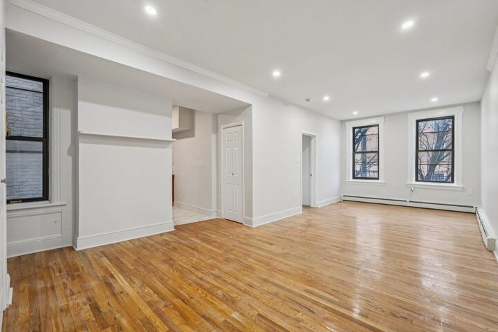 Property Photo:  381 2nd St 2F  NJ 07302 