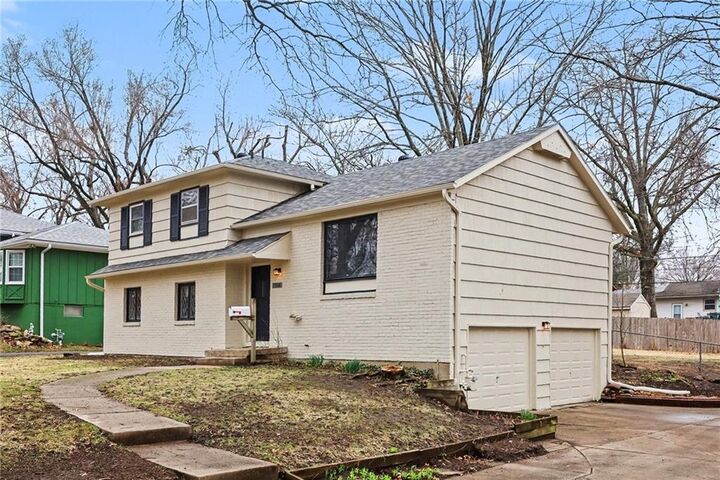 Property Photo:  7516 W 96th Terrace  KS 66212 