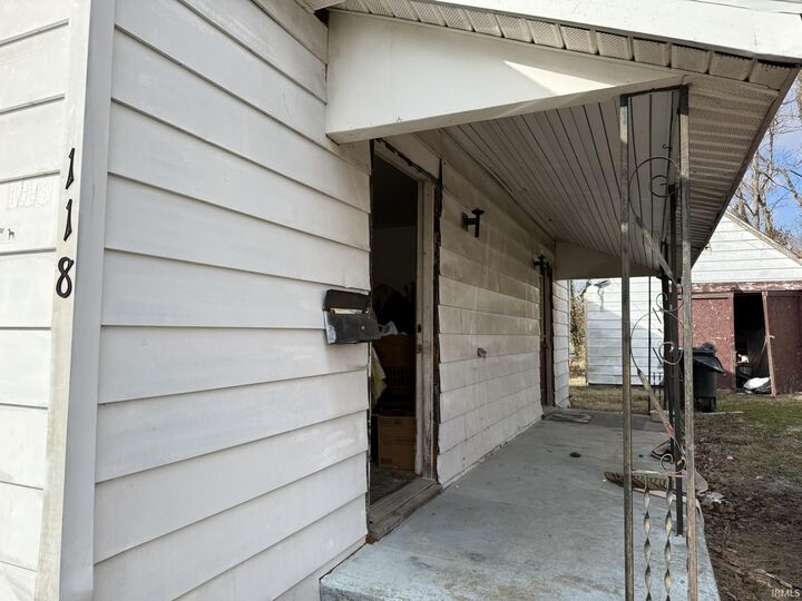 Property Photo:  118 E Poplar Street  IN 47601 
