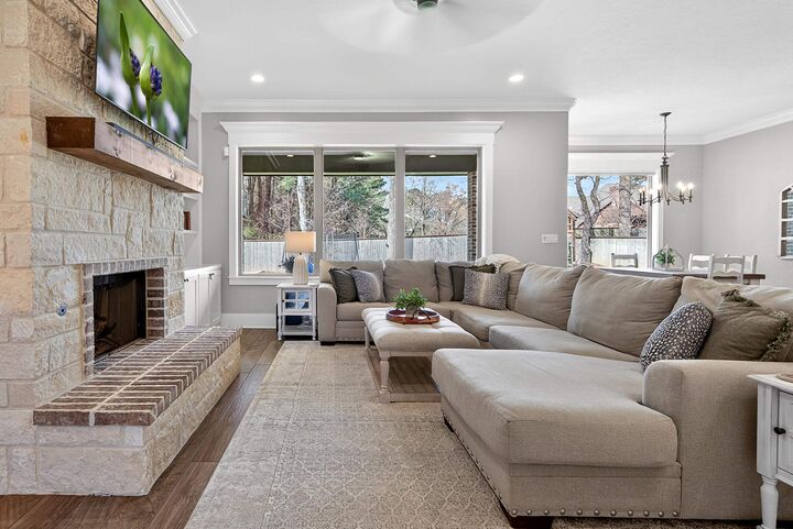 Property Photo:  208 Saddle Brook Circle  TX 75650 