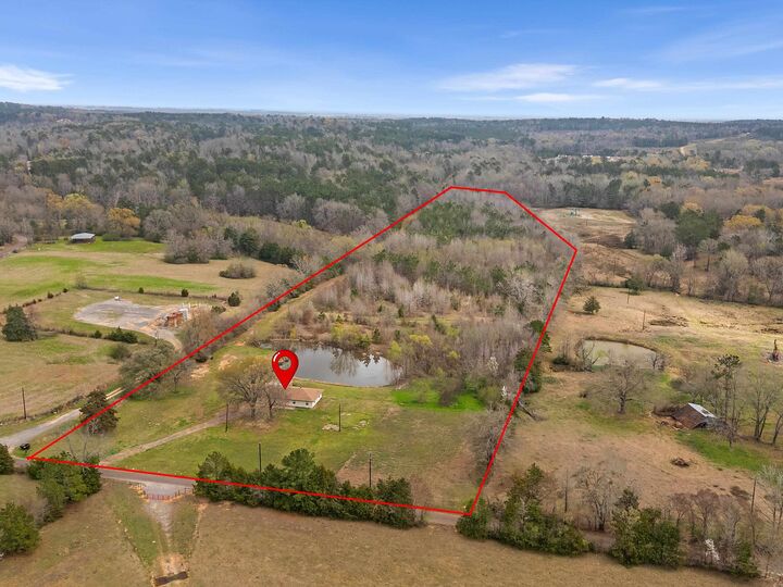 Property Photo:  7693 S County Road 374  TX 75654 