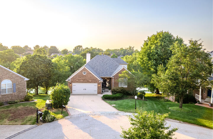 Property Photo:  113 Paddock Court  KY 40601 