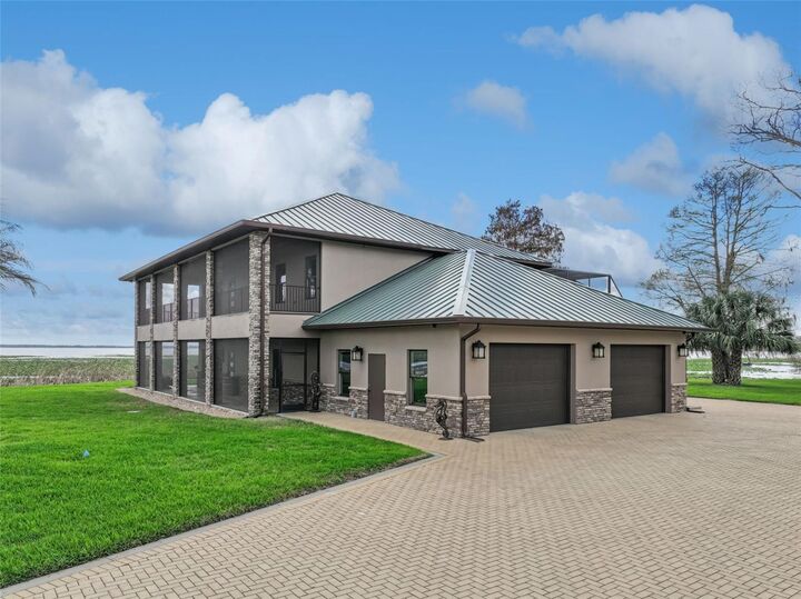 Property Photo: 6437 Cherry Pocket Lane FL 33898