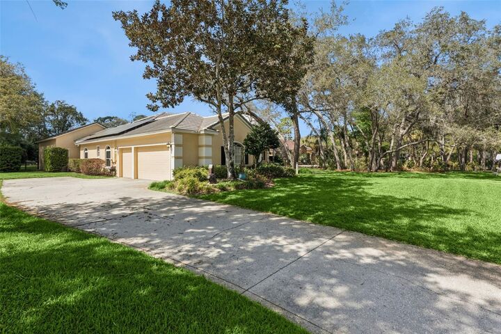 Property Photo:  554 Eagles Crossing Place  FL 32746 