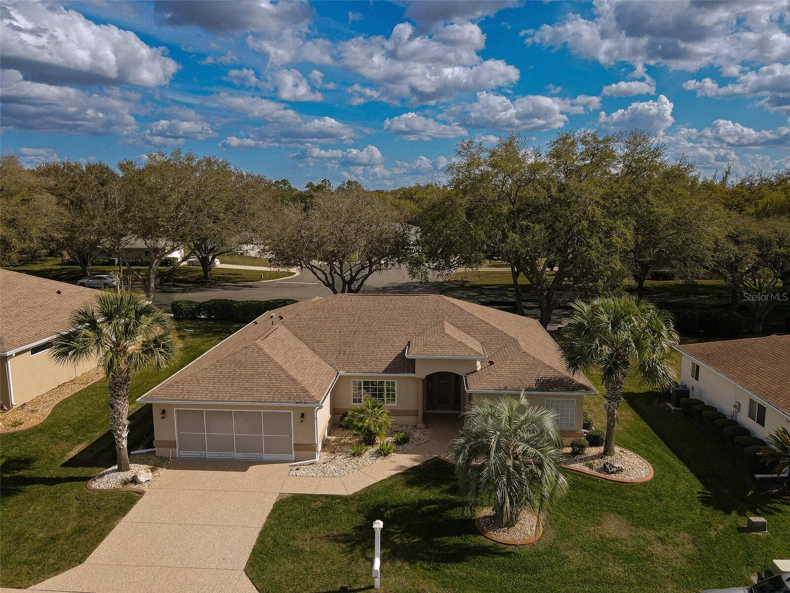 Property Photo: 8850 SE 140th Place Road FL 34491
