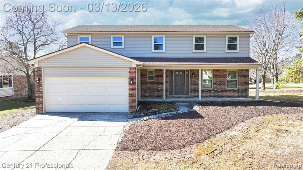 Property Photo:  351 Coldiron Drive  MI 48307 3813 