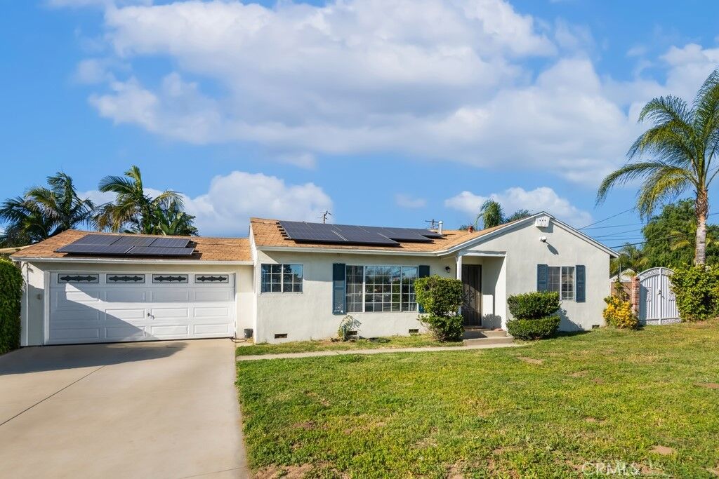 Property Photo:  1711 Glenpark Street  CA 91768 