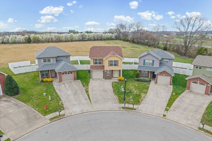 Property Photo:  3836 Harvest Rdg  TN 37040 