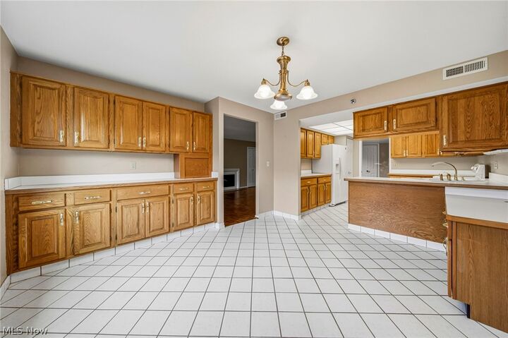 Property Photo:  120 Fox Hollow Drive 307  OH 44124 