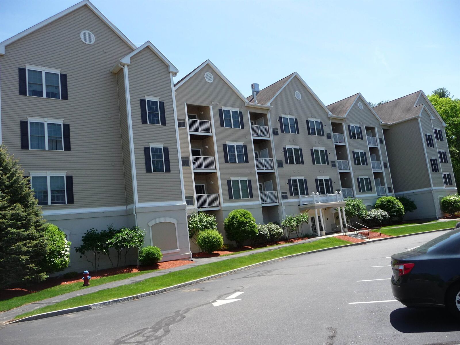 Property Photo:  59 Cluff Road  NH 03079 