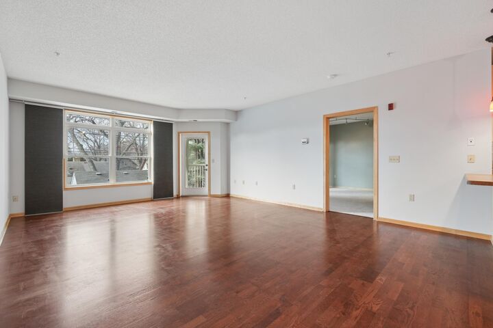 Property Photo:  2530 E 34th Street 213  MN 55406 