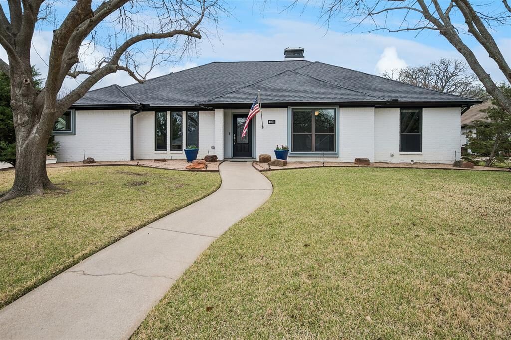 Property Photo:  4001 Copperwood Court  TX 76034 