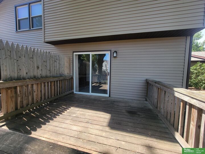 Property Photo:  841 S Country Club Drive  NE 68467 