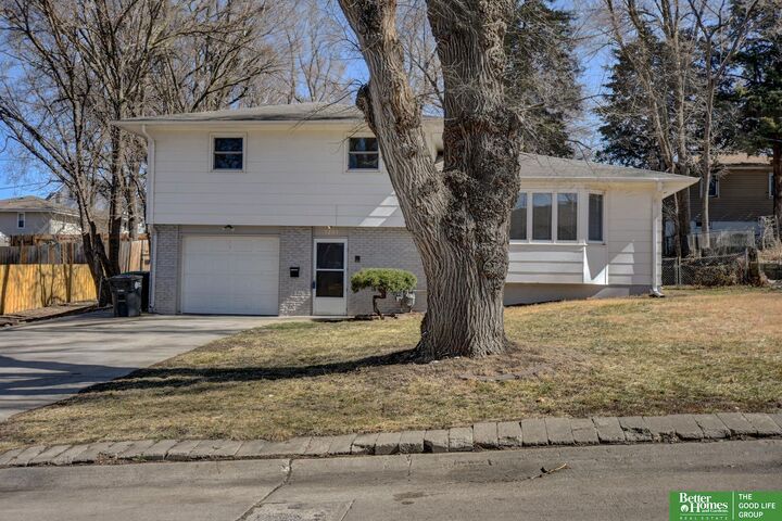 Property Photo: 5205 N 48th Street NE 68104