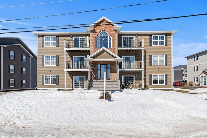 Property Photo: 67 Duck's Landing 104 PE C1B 0L3