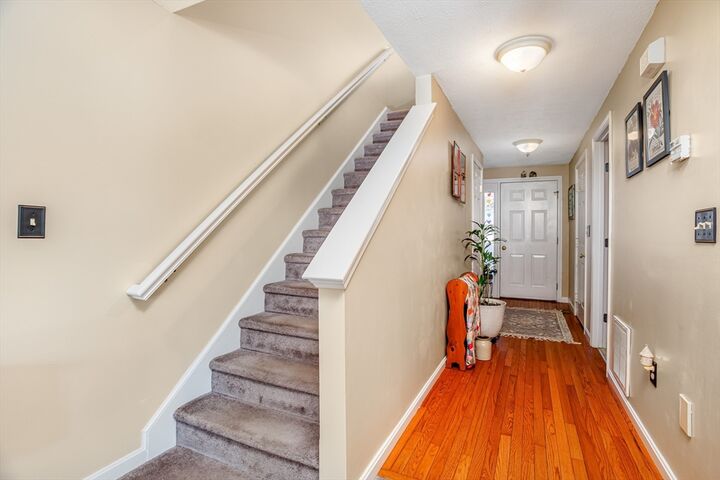 Property Photo:  101 Bridle Cross Rd 101  MA 01420 