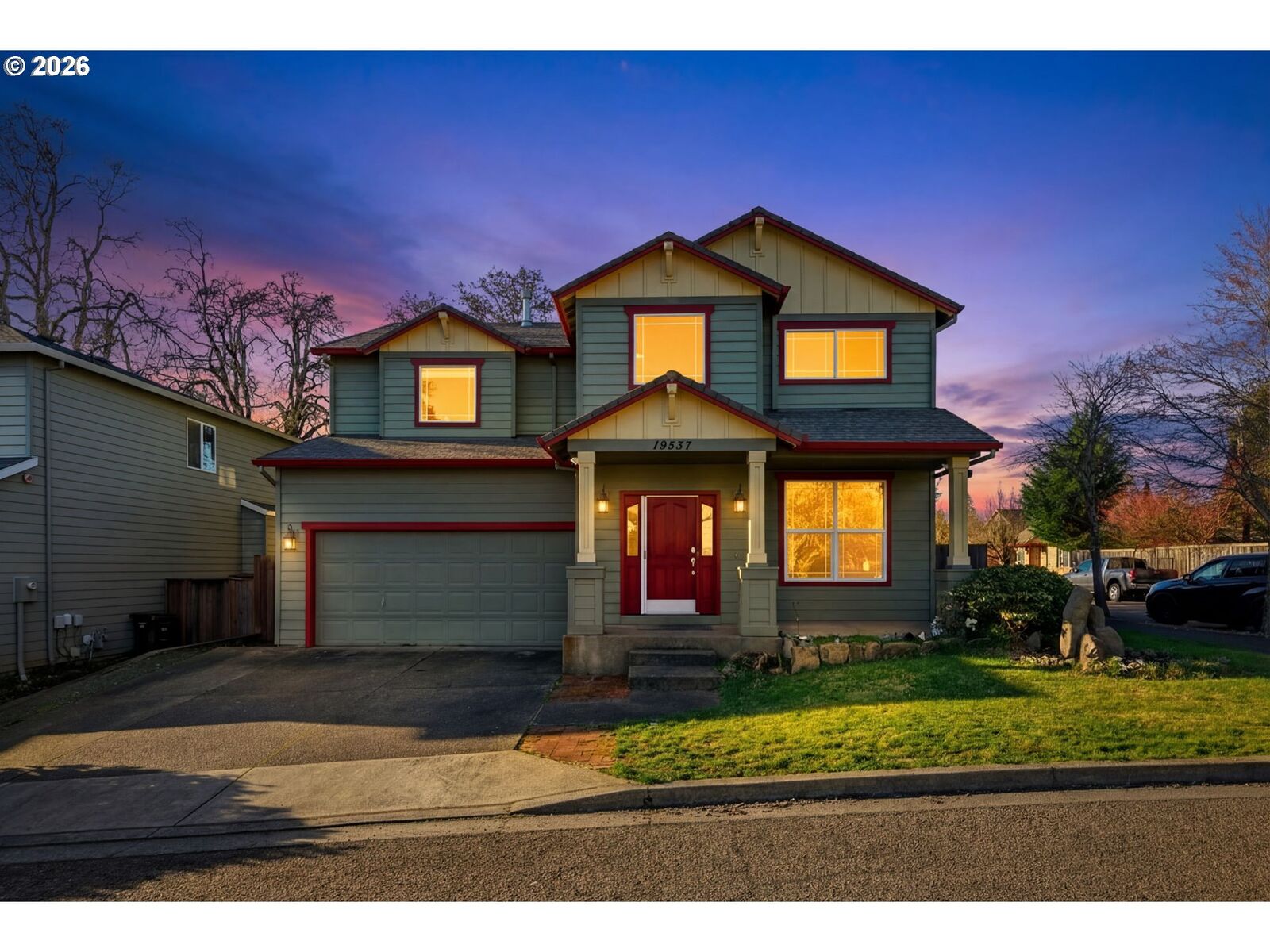 Property Photo: 19437 Provisioner Ct OR 97045