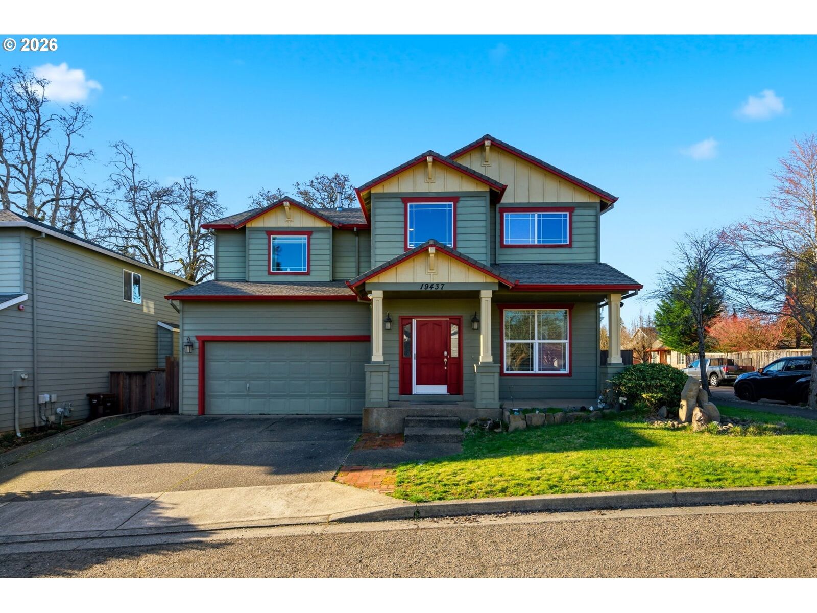 Property Photo:  19437 Provisioner Ct  OR 97045 