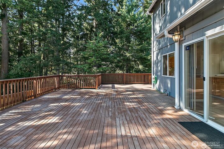 Property Photo: 8412 165th Street Ct E WA 98375