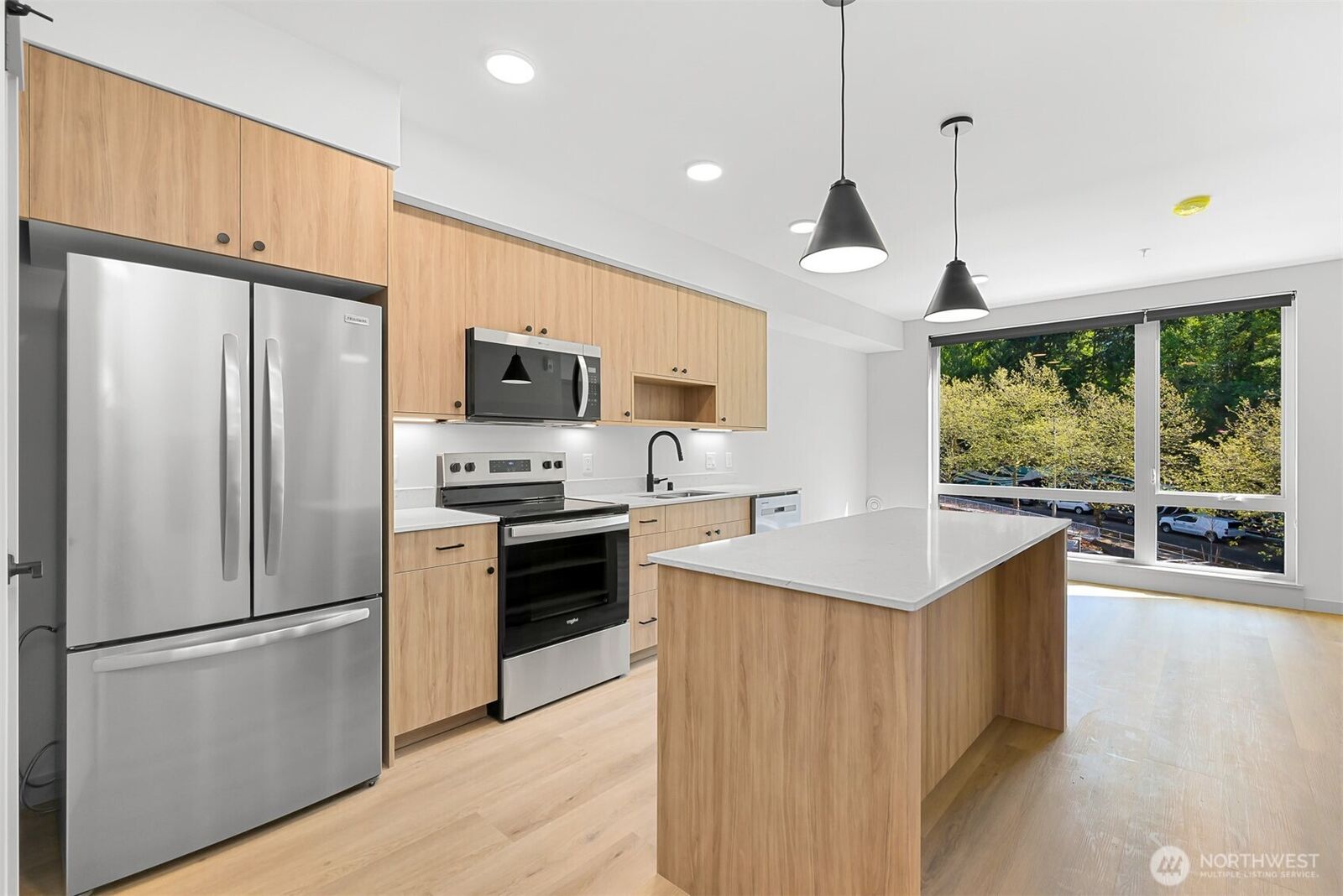 Property Photo:  820 N State Street 505  WA 98225 