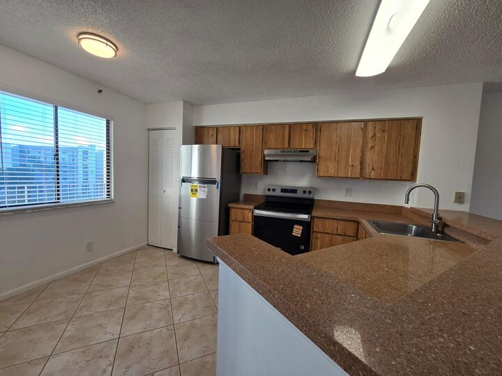 Property Photo: 2217 Cypress Island Drive 708 FL 33069