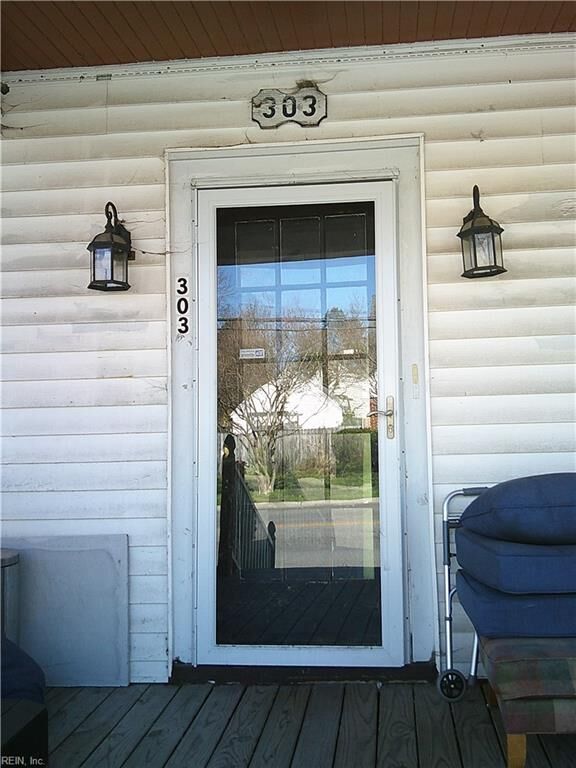 Property Photo:  303 W Second Ave  VA 23851 