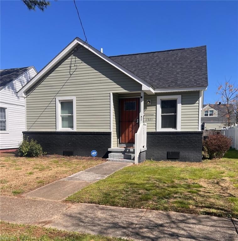 Property Photo: 1921 Nashville Ave VA 23704