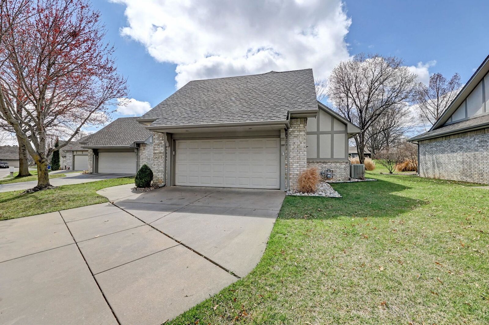 Property Photo: 2427 N Morning Dew Street KS 67205