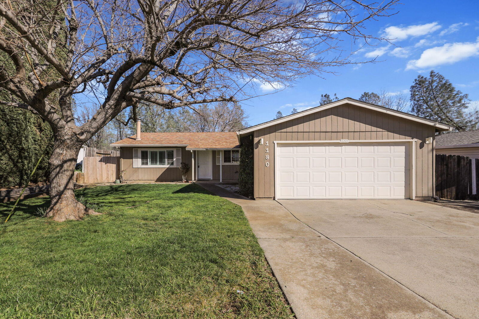 Property Photo:  1180 Jaxon Way  CA 96003 