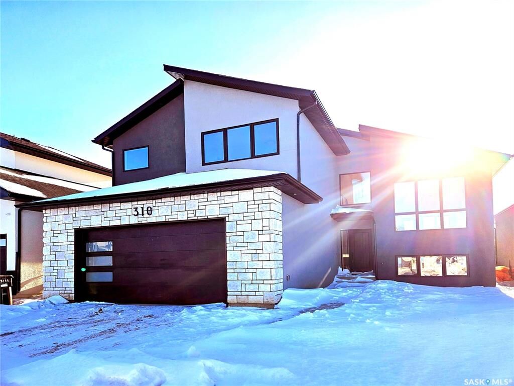Property Photo: 310 Flynn Manor SK S7V 0Z4