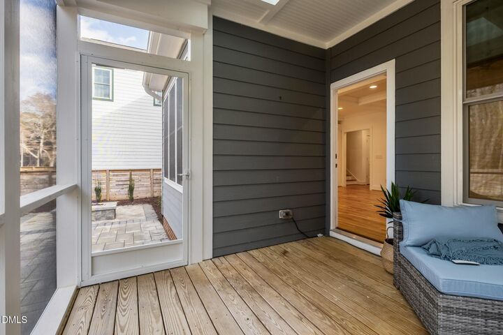 Property Photo:  431 Wyndham Drive  NC 27516 