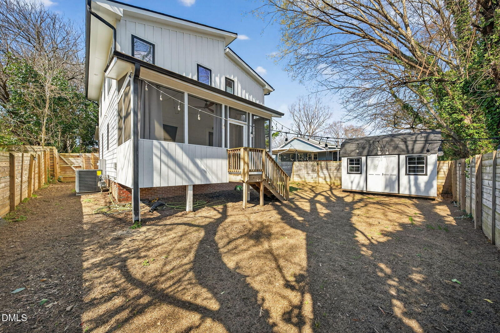 Property Photo: 213 Lincoln Court NC 27610