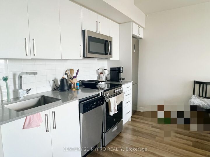 Property Photo:  38 Monte Kwinter Court 1409  ON M3H 0E2 