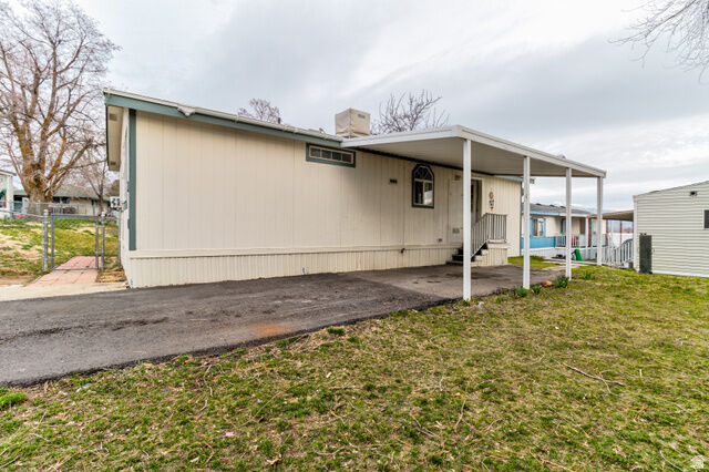 Property Photo:  58 Sunset  UT 84041 