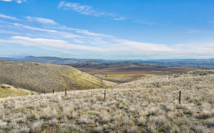 Property Photo:  Nka S Wenas Rd  WA 98942 