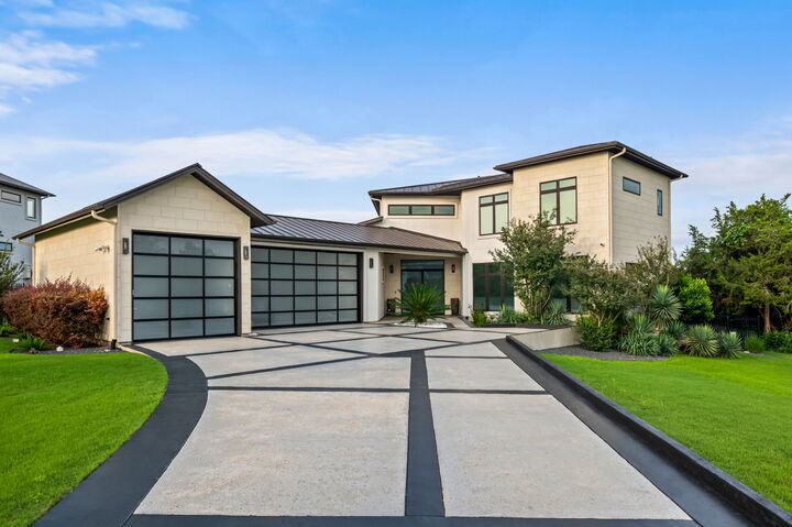 Property Photo:  909 Cypress Grove Drive  TX 78732 