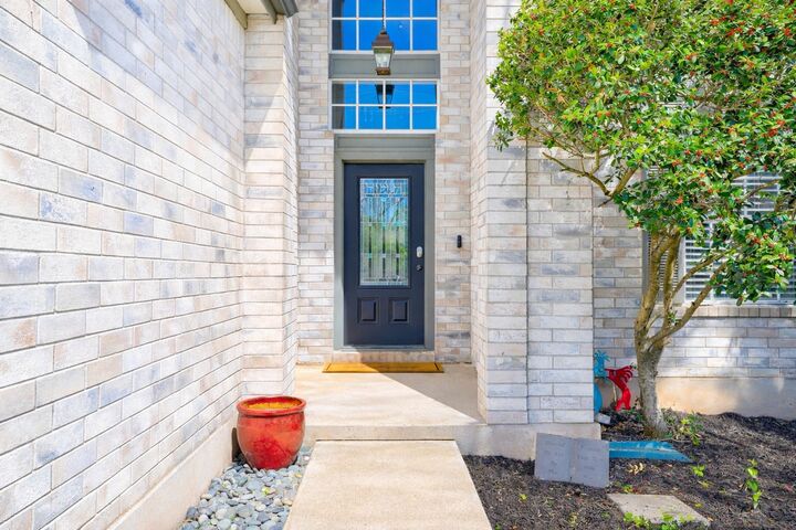 Property Photo:  1109 Pebble Brook Road  TX 78613 