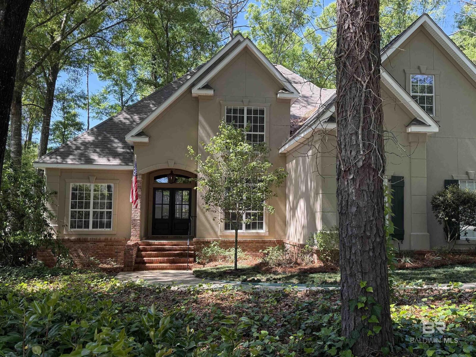 Property Photo: 104 Pebble Court AL 36532