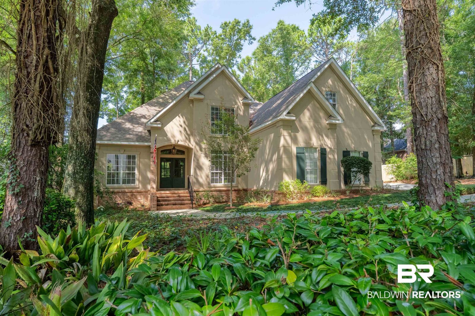 Property Photo:  104 Pebble Court  AL 36532 