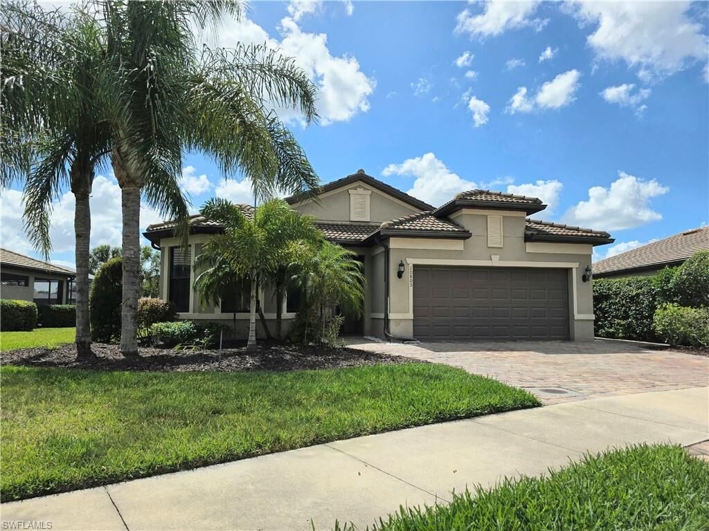 Property Photo:  10805 Dennington Rd  FL 33913 