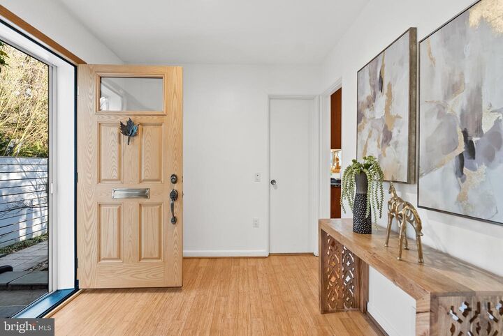 Property Photo:  4854 Reservoir Road NW  DC 20007 